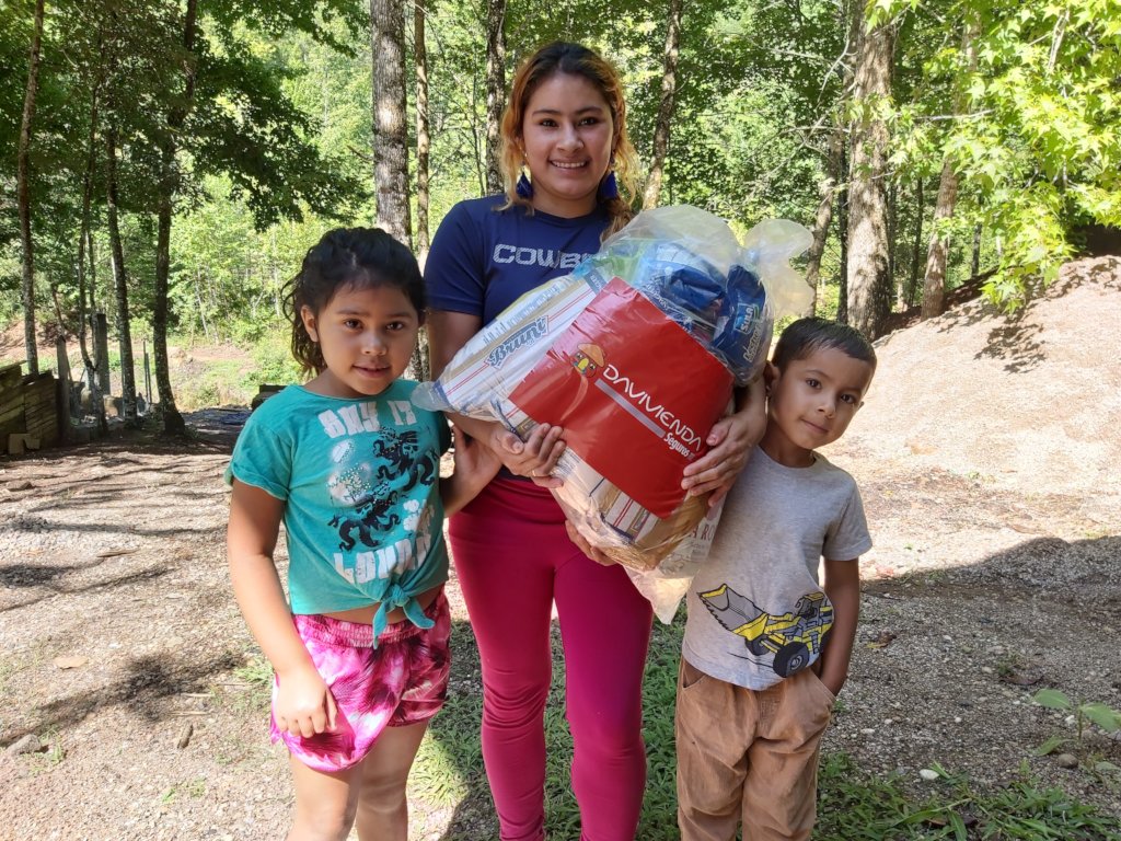 UNITED WE FEED MORE CHILDREN IN HONDURAS