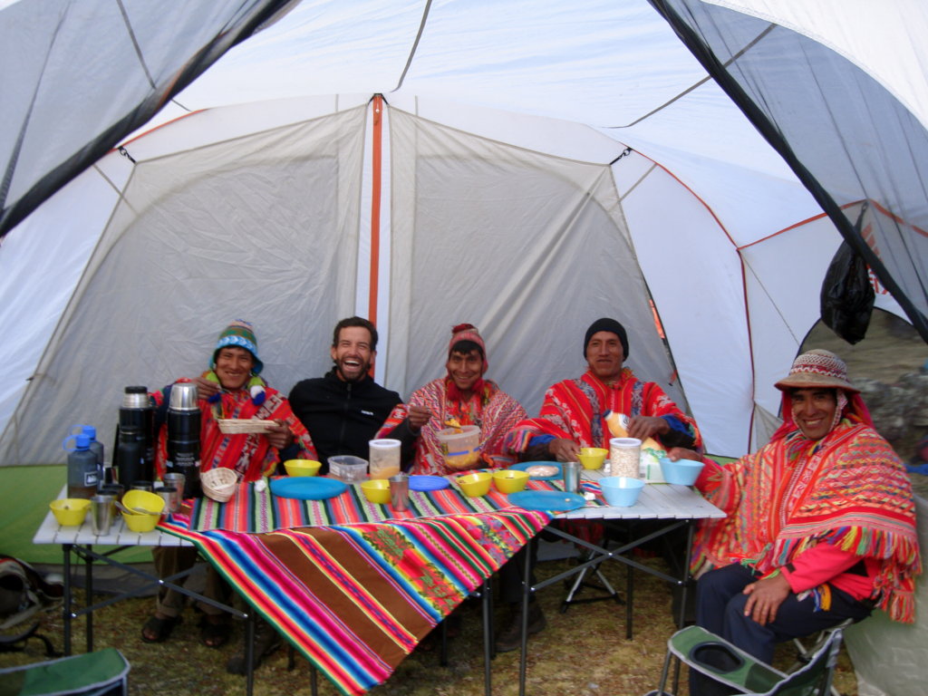 Help 85+ llama farmers in Peru access fair work