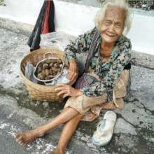 Grany Kromo Wijoyo sells Peanut