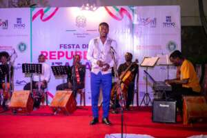 Javan singing at the Italian National Day