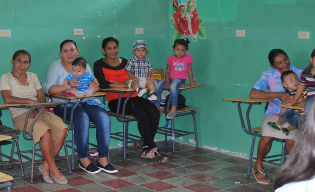 Providing Prenatal Vitamins to Women in Honduras!