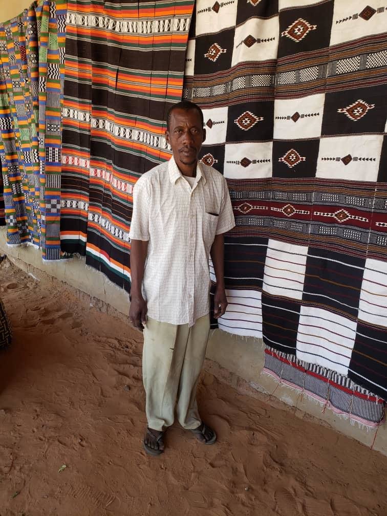 Start Weaving School in Niger