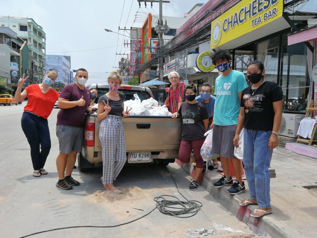 Food packs for women affected by Covid19