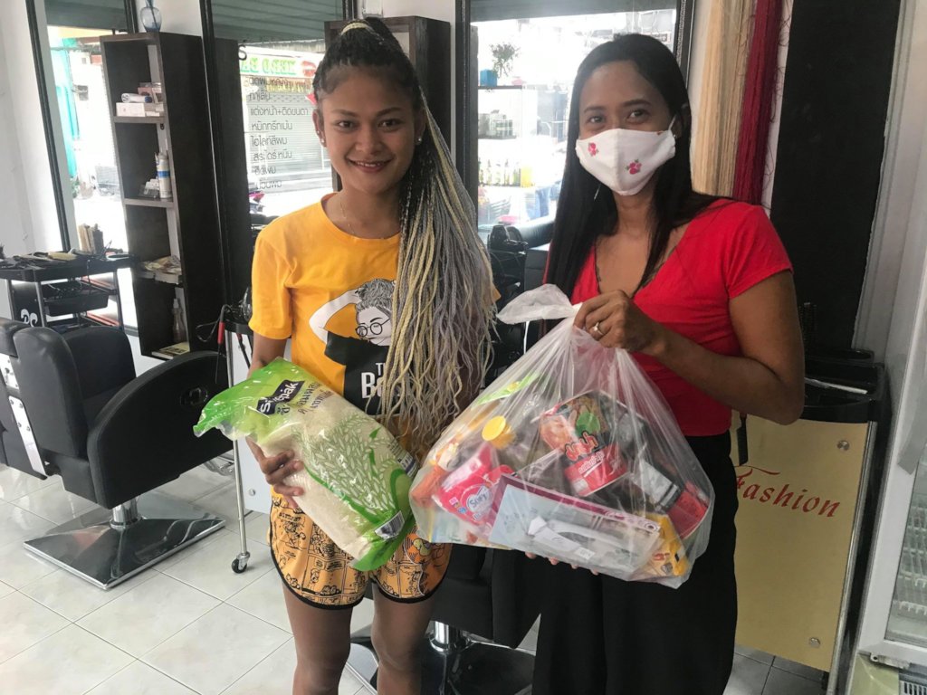 Food packs for women affected by Covid19