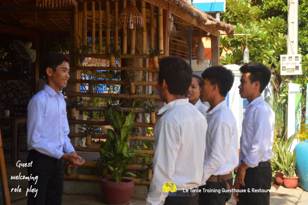 Emergency respond to COVID-19 (Le Tonle Training)