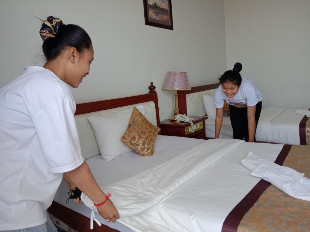 Emergency respond to COVID-19 (Le Tonle Training)