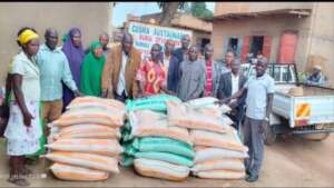 Farmers with their fertilizers at Cosma office
