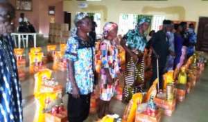 DISTRIBUTION OF FOOD PARCELS TO FAMILIES AT RISK