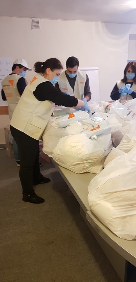 Emergency Relief Packs for 700 Families in Armenia