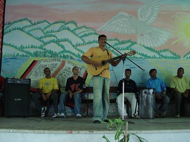 Rehabilitating Convicted Men through IT education