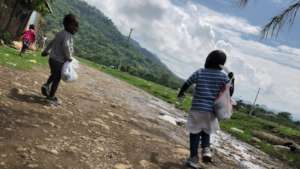 Children in Batey Baraguana with our donated food