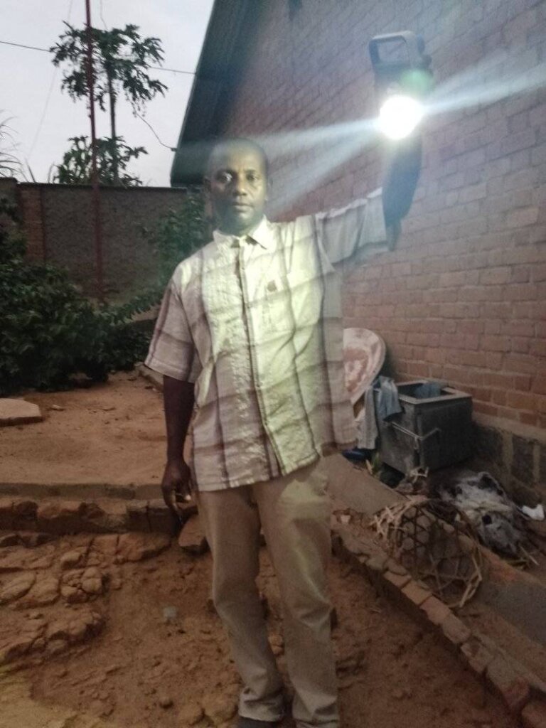 Solar Lamps for Isalo Community Members