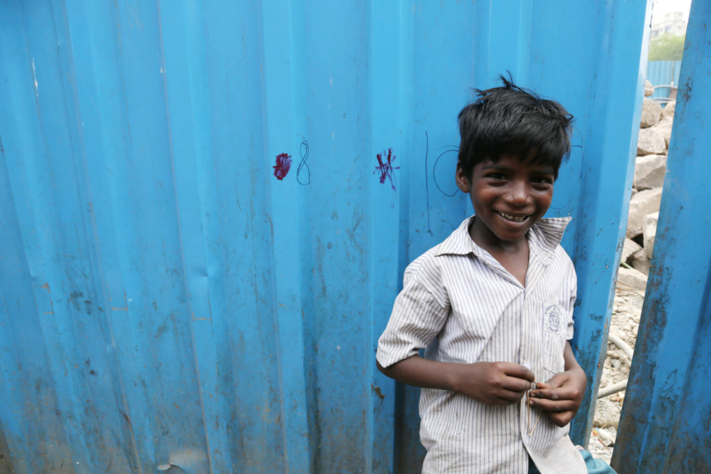 Covid-19: Food for street children in Mumbai