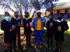 Funimfundo ES students sowed seeds in soda bottles
