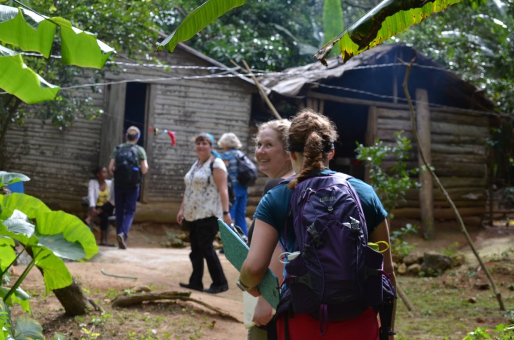 Bring Life Saving Healthcare to 1000+ Dominicans