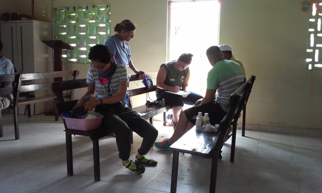 Bring Life Saving Healthcare to 1000+ Dominicans