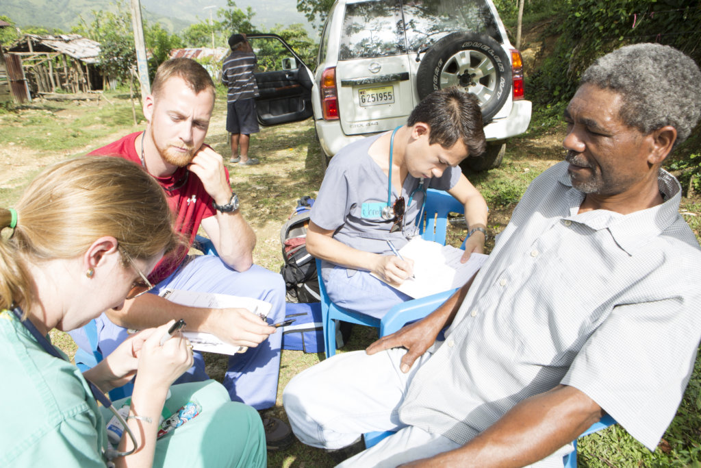 Bring Life Saving Healthcare to 1000+ Dominicans