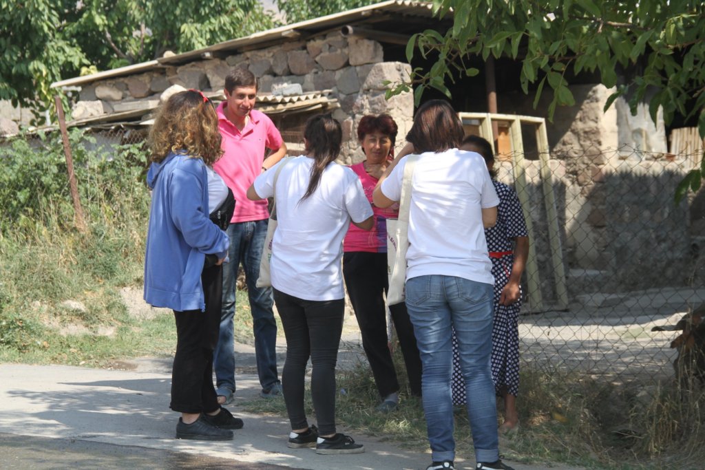 Arousyag Campaign to Support Women & LGBT People