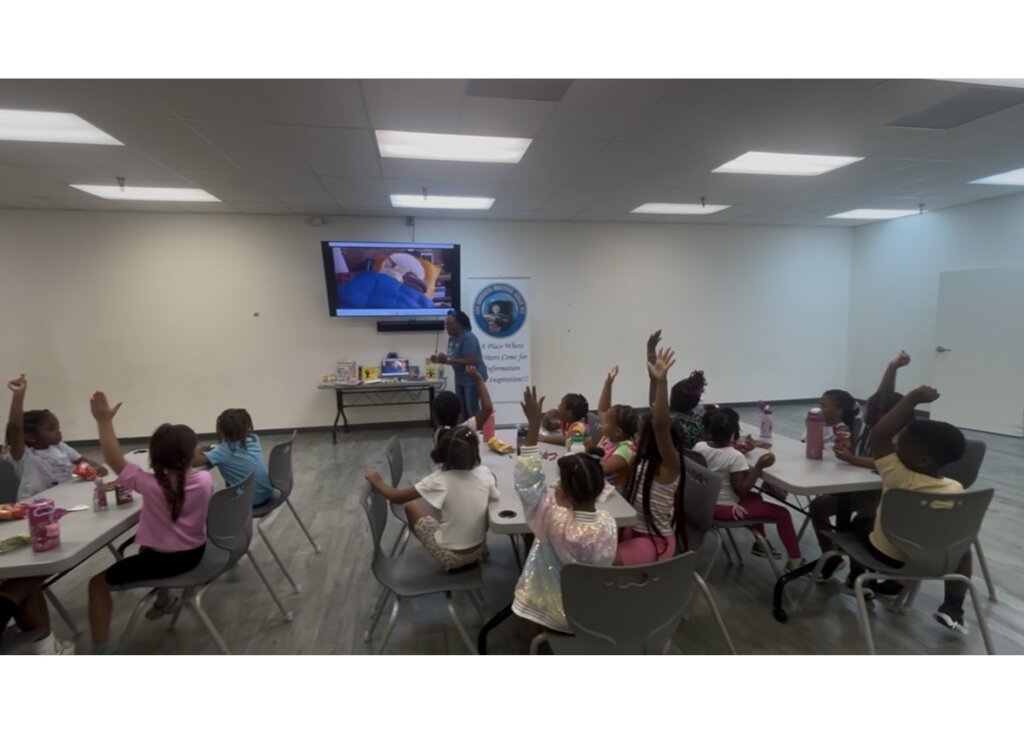 Sharing the love of reading/writing w/little ones