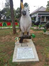 Cockatoo sculpture in Sumenep City