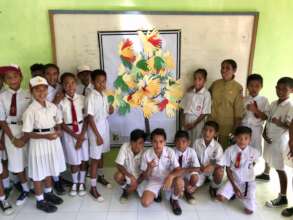 Raising awareness against cockatoo trade in Seram