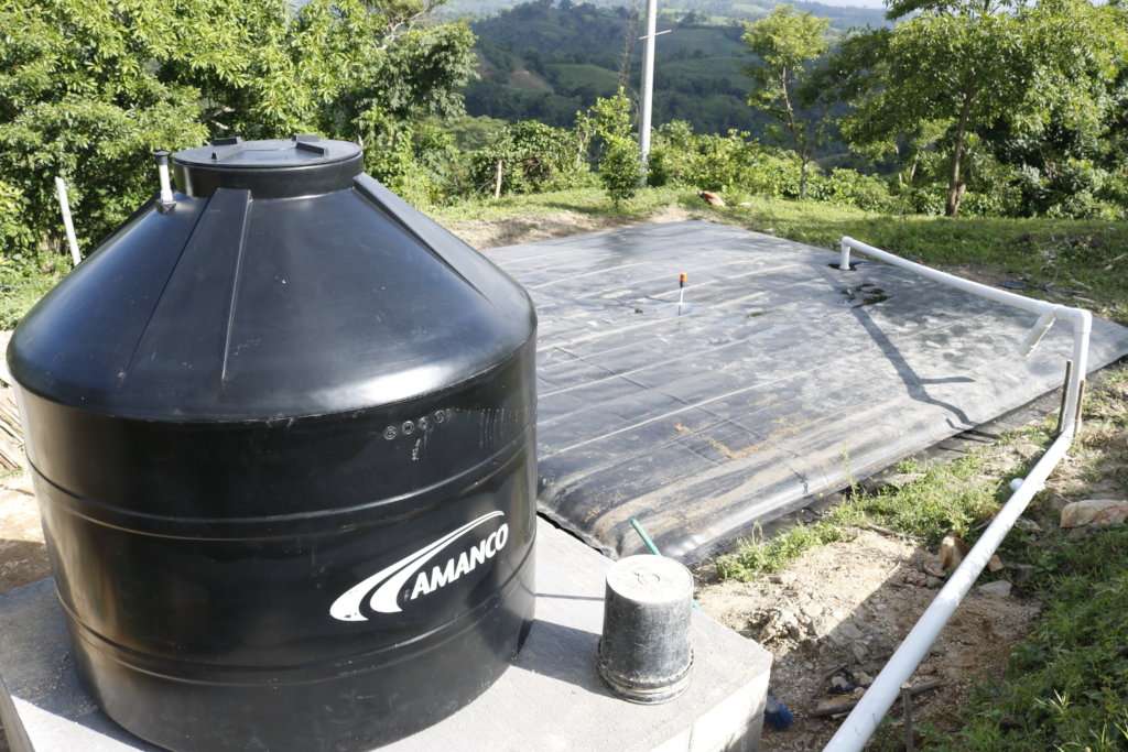 Access to water for 45 families in El Salvador