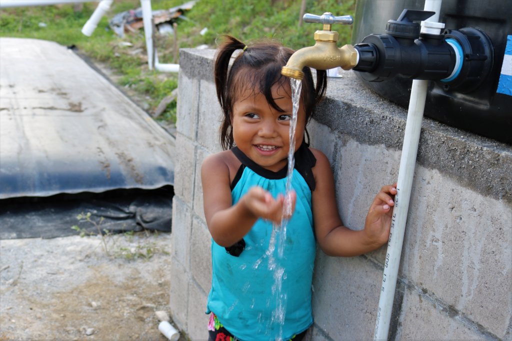 Access to water for 45 families in El Salvador