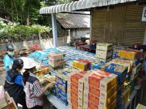 Delivery to Rot Fai village