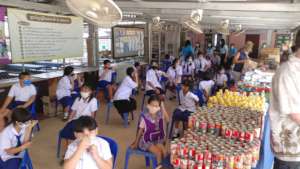 Distribution at Thai Yai school
