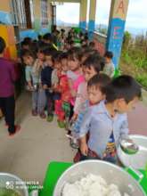 In a queue for more food