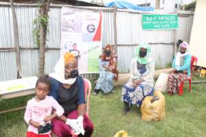 Mothers seeking food for their children