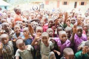 Children of Buremba P/S smiling to the camera