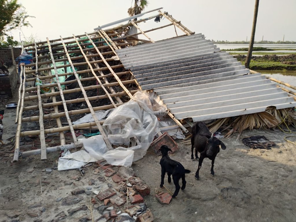 Cyclone Amphan relief for NLC, Sarberia, India