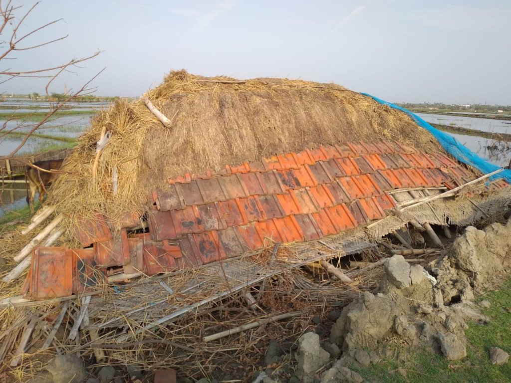 Cyclone Amphan relief for NLC, Sarberia, India
