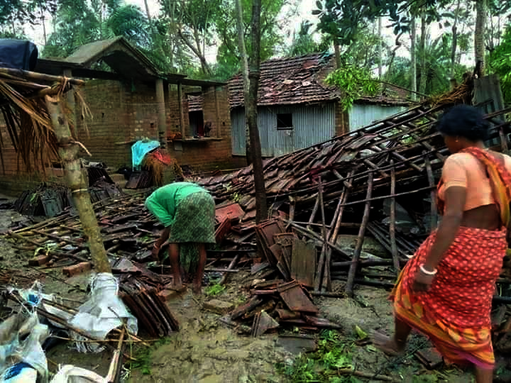 Cyclone Amphan relief for NLC, Sarberia, India