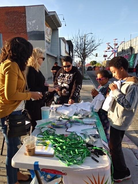 Case Managers on the Streets Reaching Out to Kids
