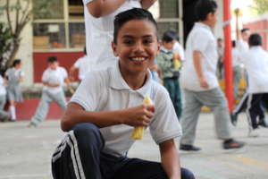 Nino escuela
