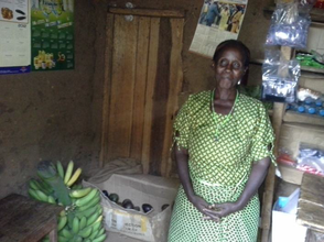 Beatrice in her store