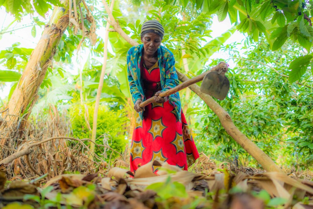 Help 23,000 Ugandan Grandmothers Care for Children