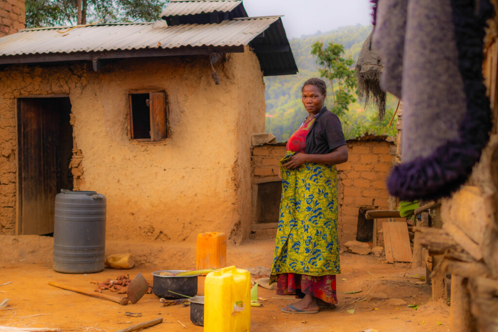 Help 23,000 Ugandan Grandmothers Care for Children