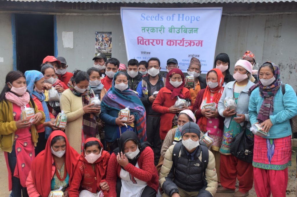 Receiving Seeds by women group