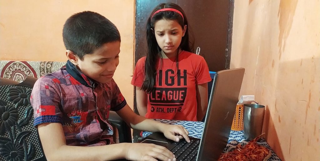 Donate Digital Education gadgets to poor children
