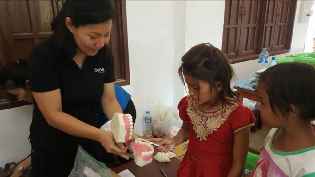 Give 1,000 Thai children a beautiful smile