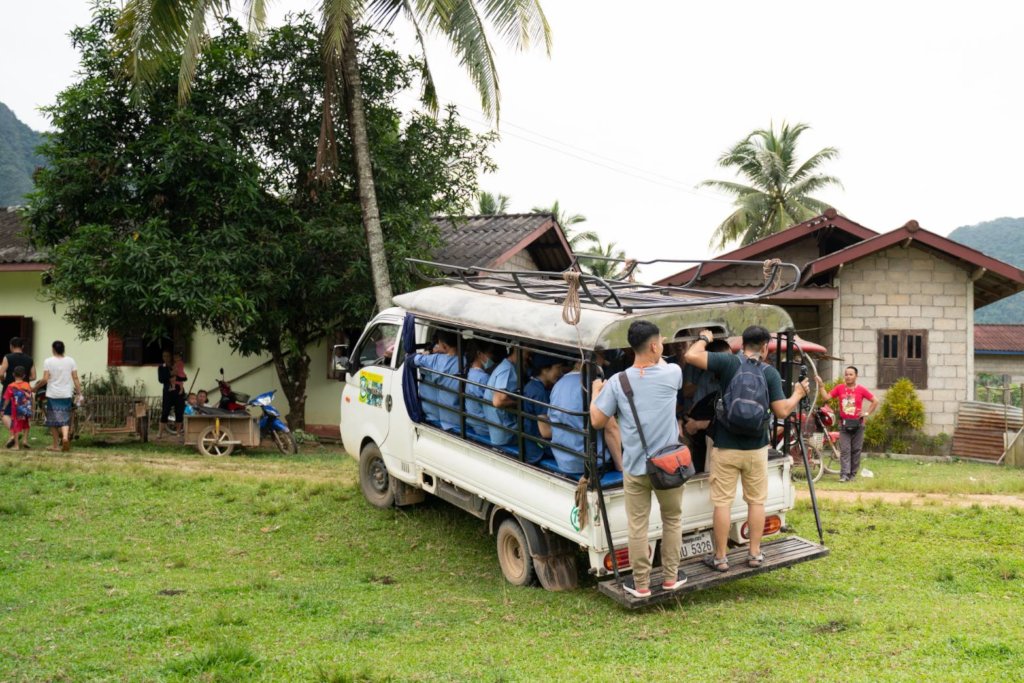 Give 1,000 Thai children a beautiful smile