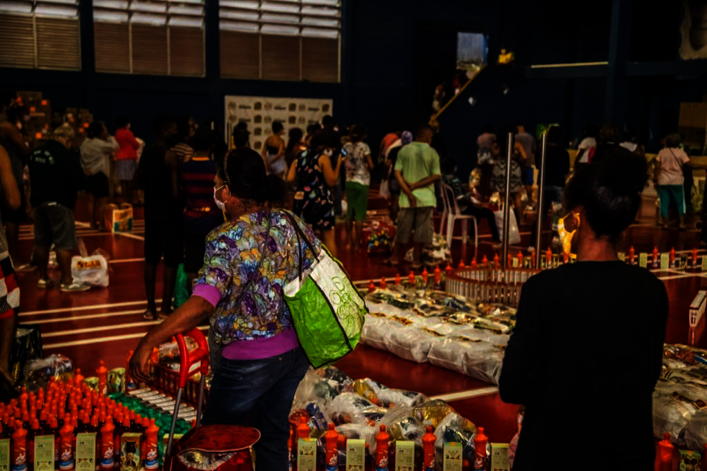 Empower kids and families in Rio to battle Covid
