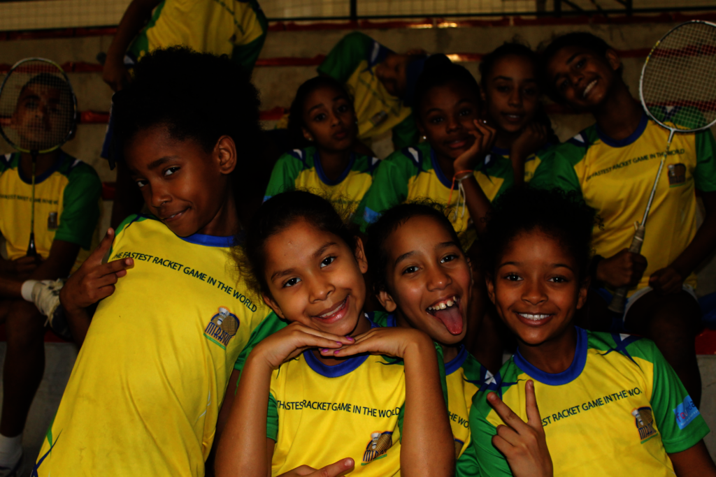 Empower kids and families in Rio to battle Covid
