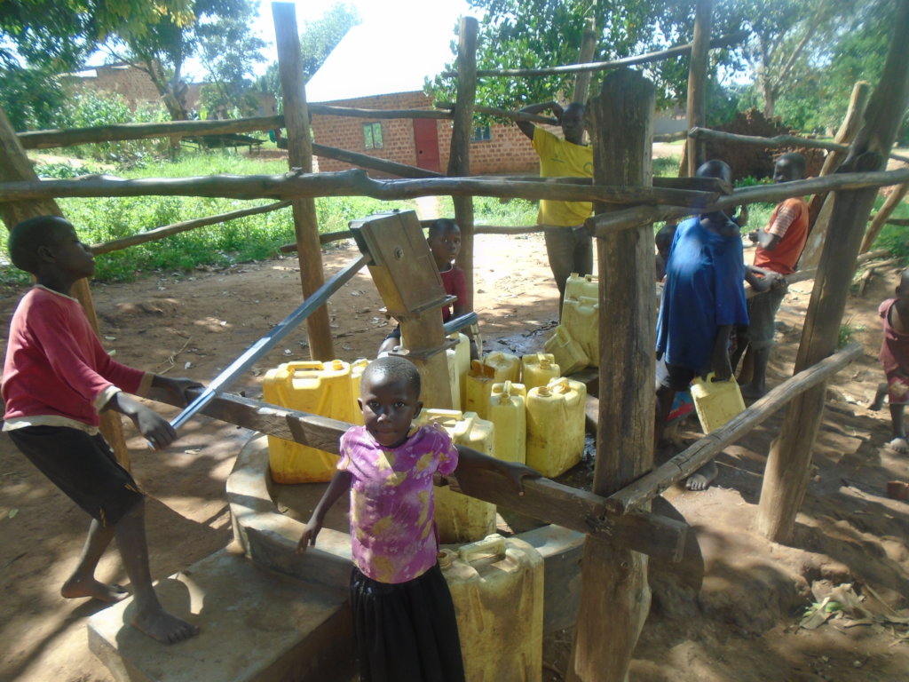 Refurbished Water Wells Save Lives in Uganda