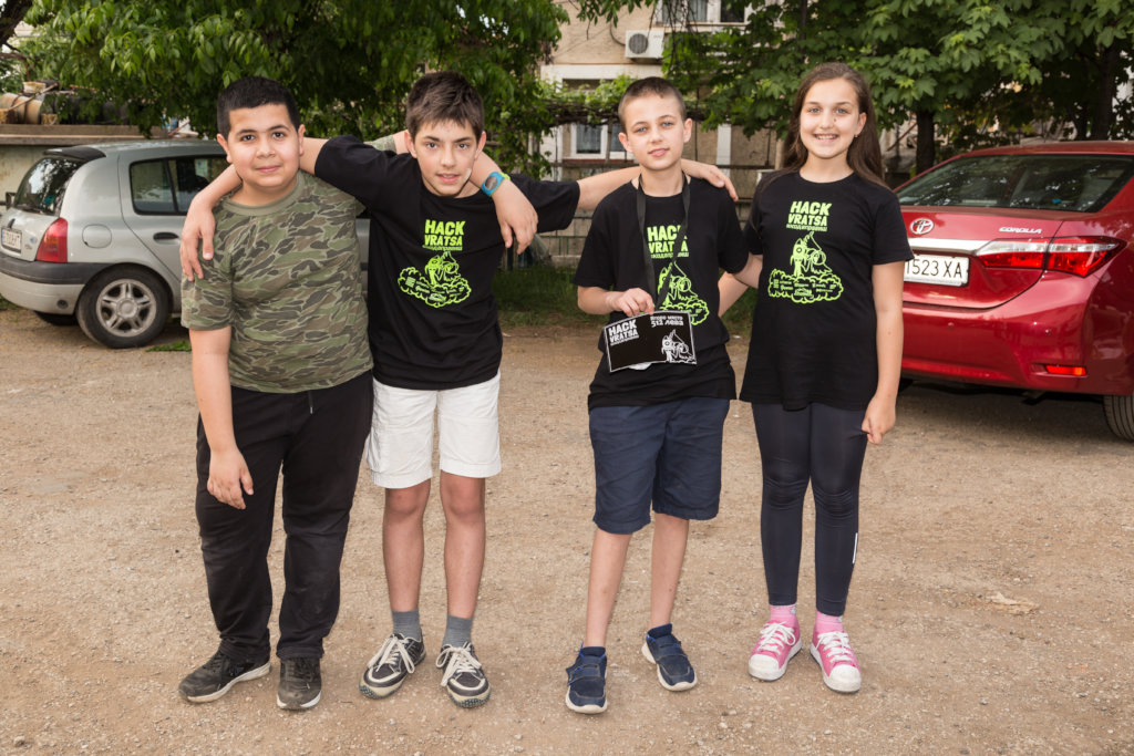 Help 12 locals start a digital career in Vratsa