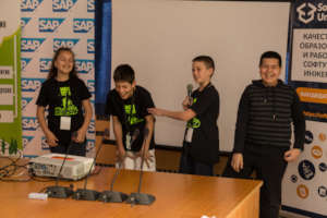 Help 12 locals start a digital career in Vratsa