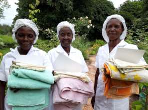 3 midwives at Katoka
